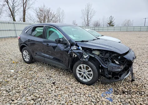 2021 Ford Escape Se z USA, uszkodzony, nr VIN 1FMCU0G69MUB12589